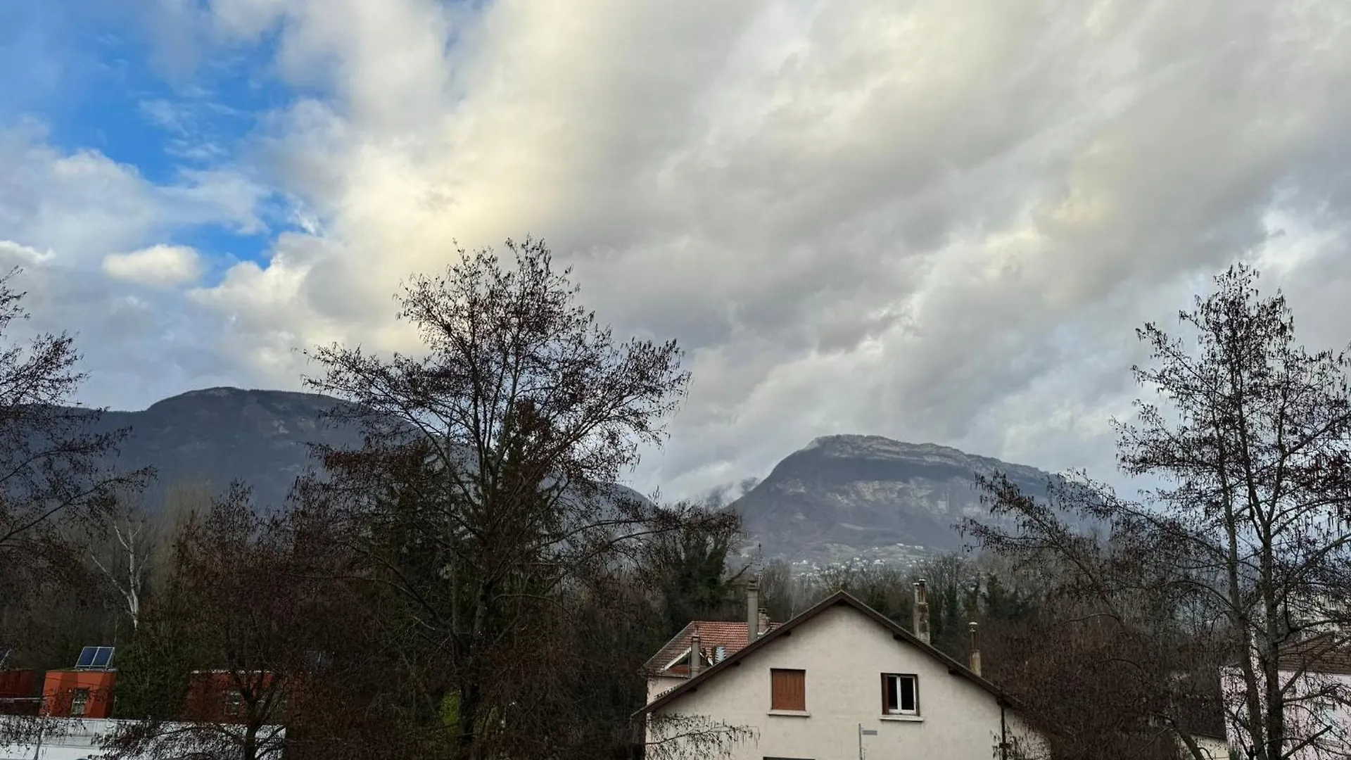 Apartment Appartement Proche Grenoble Centre Et Campus Saint-Martin-d'Heres France